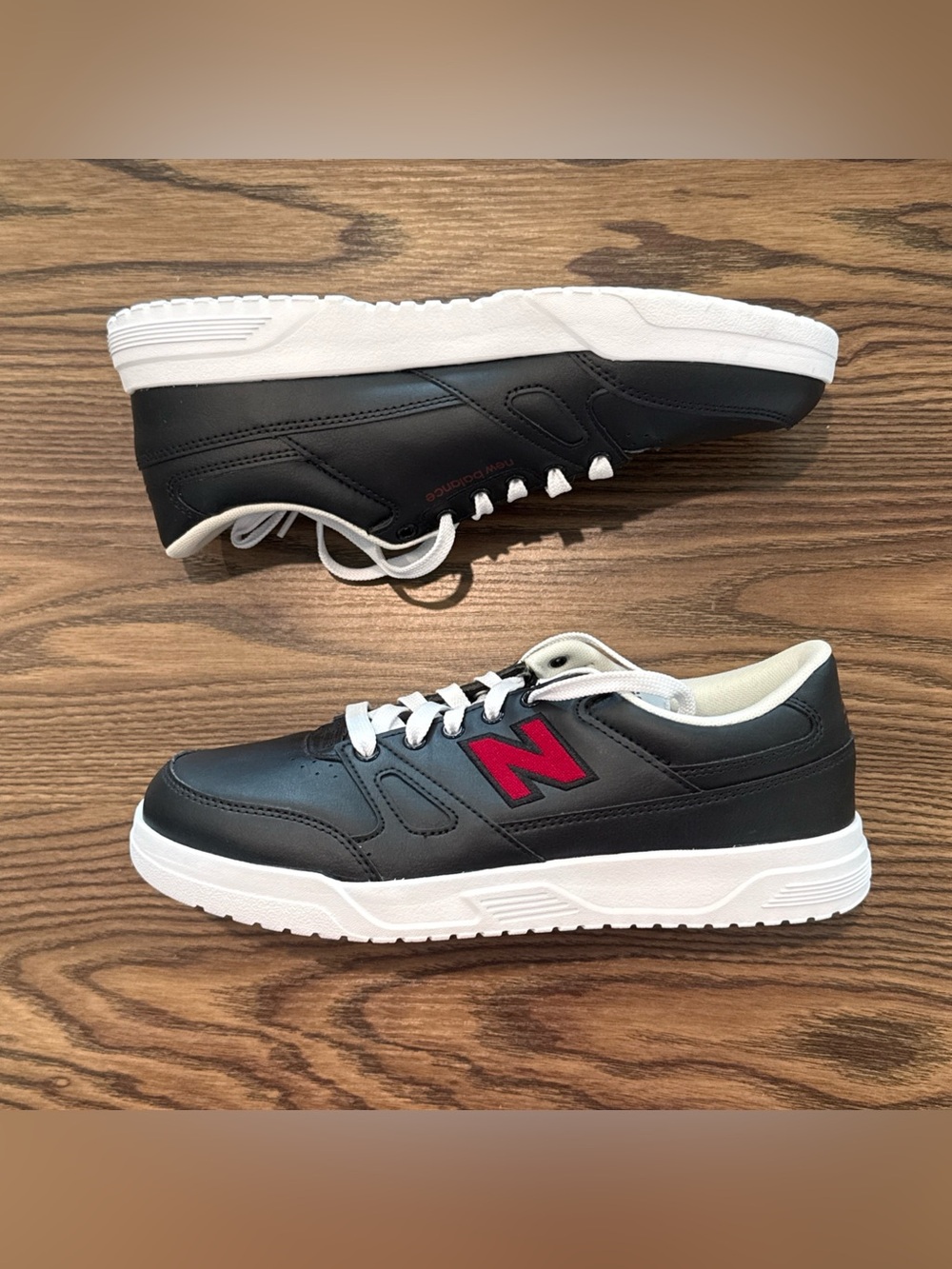 Men’s Size 8 New Balance CT20 Black Red Casual Lifestyle Sneakers CT20RA1 - NEW
